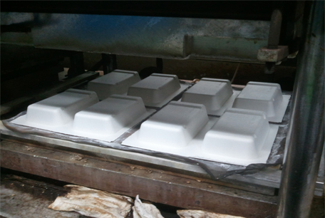 纸浆模塑热压成型